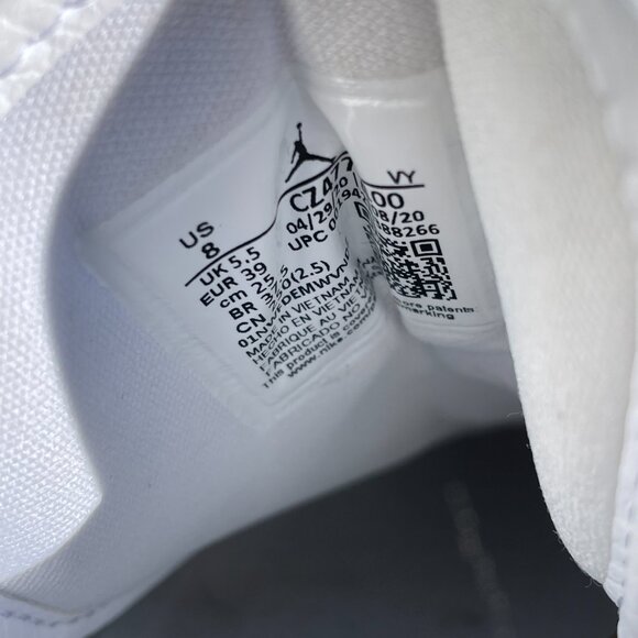 Wmns Air Jordan 1 Retro Low 'White Metallic Gold' 2020 - Picture 3 of 6